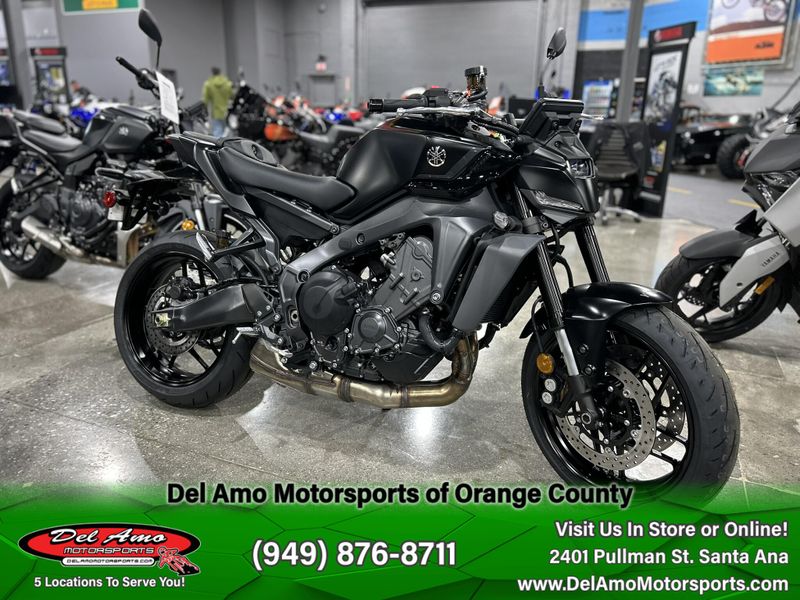 2025 Yamaha MT-09 Image 6