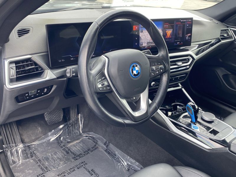 2023 BMW i4 eDrive40Image 16