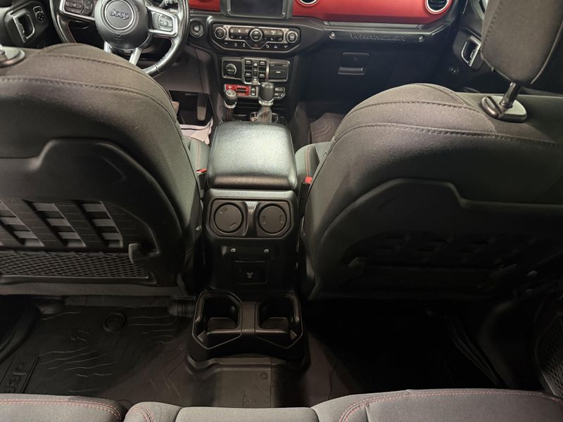 Used 2021 Jeep Wrangler Unlimited RubiconImage 19