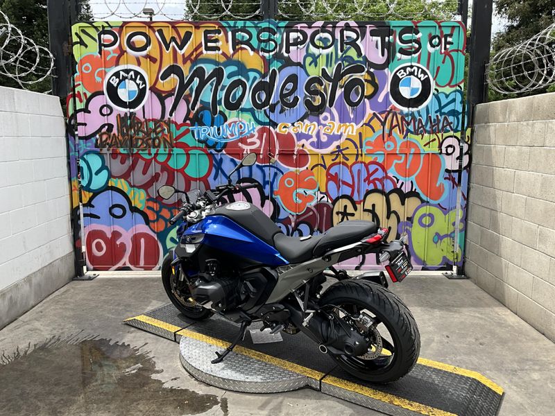 New 2026 BMW R 1300 R Image 7