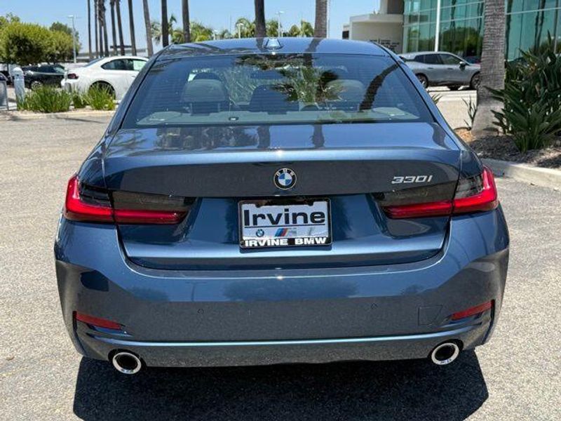 New 2026 BMW 3 Series 330iImage 10