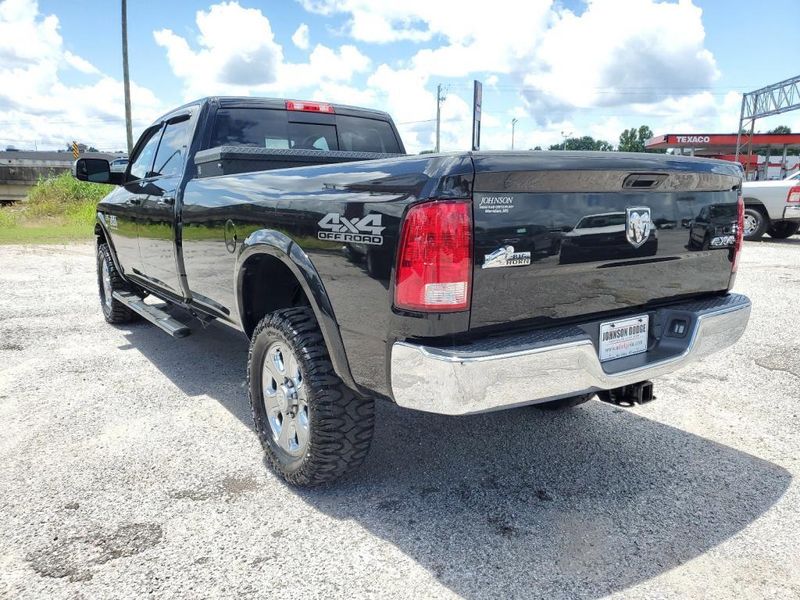 2018 RAM 2500 Big Horn in a Brilliant Black Crystal Pearl Coat exterior color and Diesel Gray/Blackinterior. Johnson Dodge 601-693-6343 pixelmotiondemo.com 