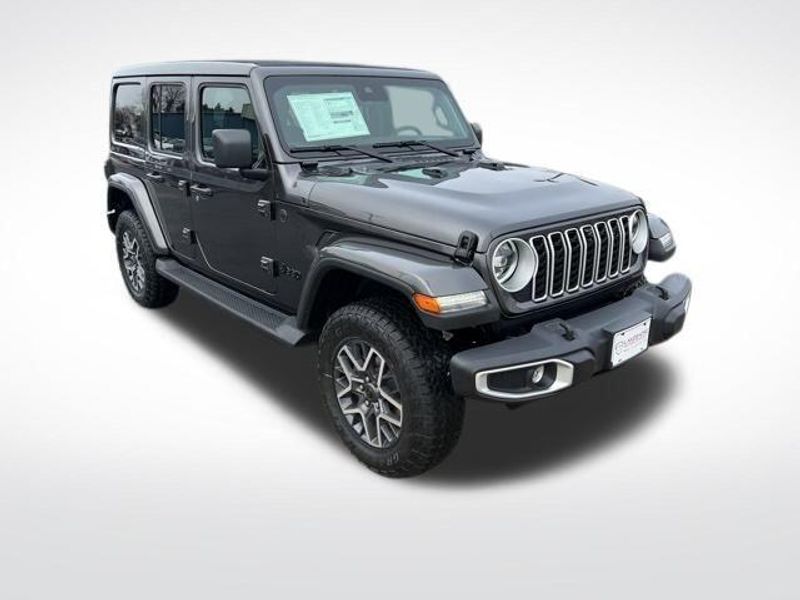 2025 Jeep Wrangler 4-door Sahara