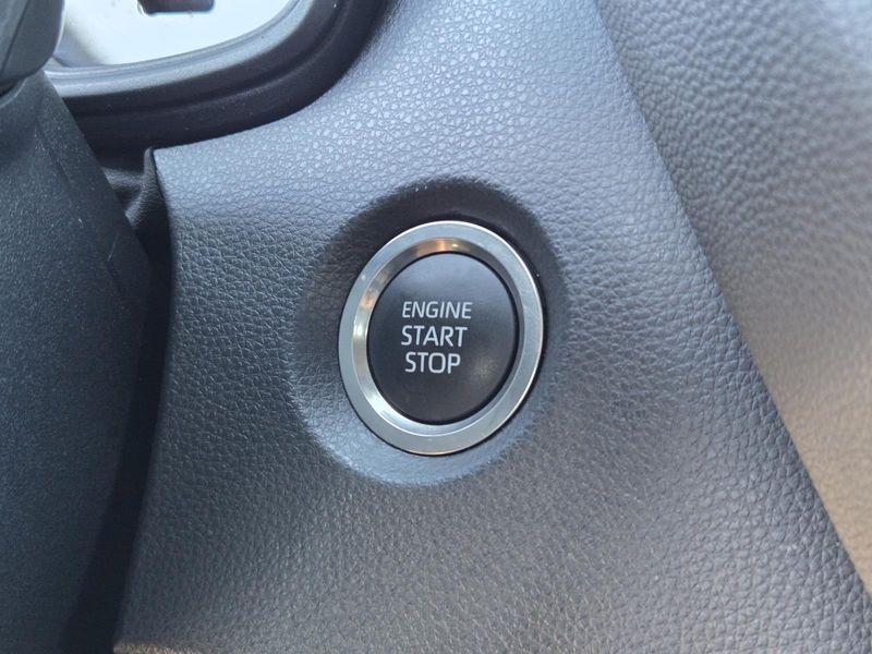 Used 2026 Toyota Corolla SE CVT (Natl)