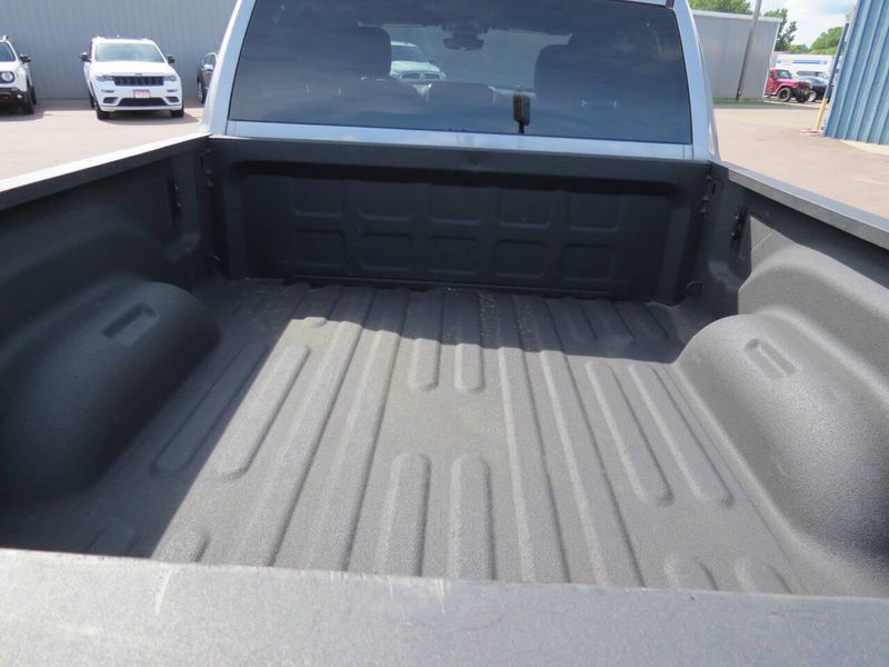 2024 RAM 2500 Big Horn 4x4 4dr Crew Cab 6.3 ft. SB PickupImage 28