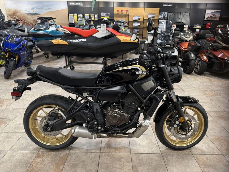New 2026 Yamaha XSR900 Image 10