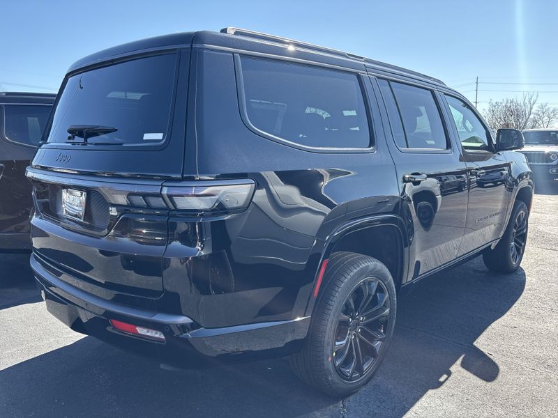 2026 Jeep Grand Wagoneer Summit Obsidian 4x4Image 7