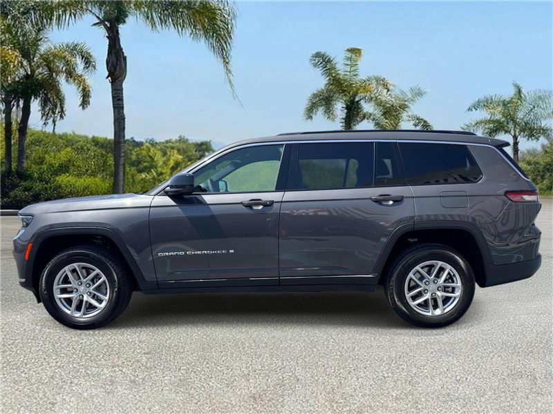 New 2026 Jeep Grand Cherokee L Laredo 4x2