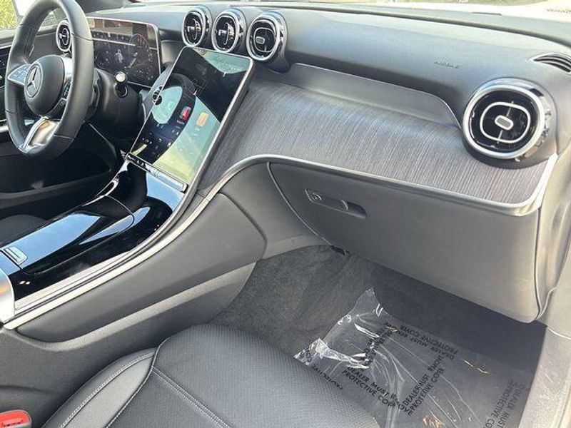 Used 2026 Mercedes-Benz GLC 350e 350eImage 13