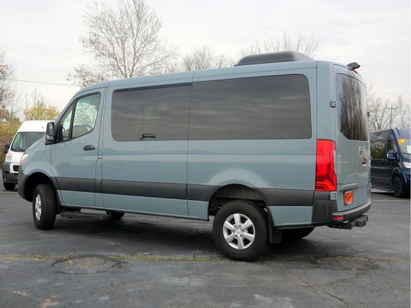 2020 Freightliner Sprinter 2500 Standard Roof V6Image 13