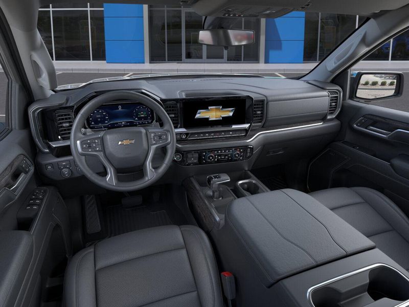 2025 Chevrolet Silverado 1500 LTZImage 15