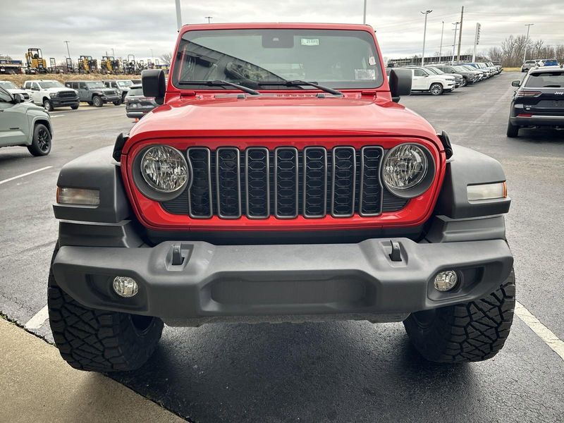 2024 Jeep Wrangler 4-door Sport SImage 2