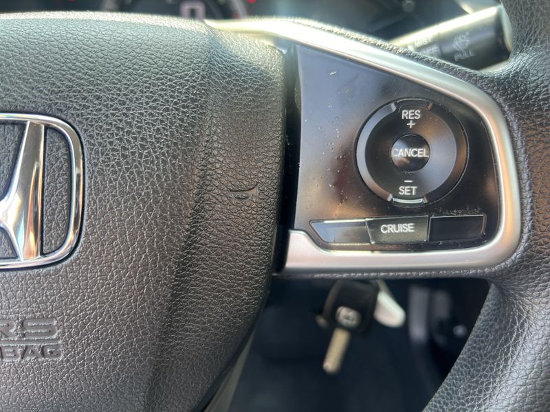 Used 2016 Honda Civic Sedan LXImage 11