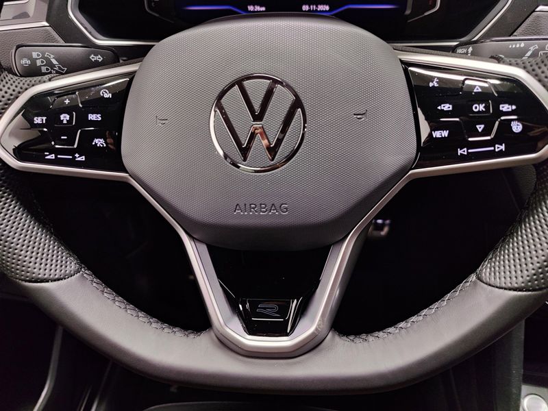 Used 2024 Volkswagen Tiguan SEL R-Line AWD w/Sunroof/NavImage 37