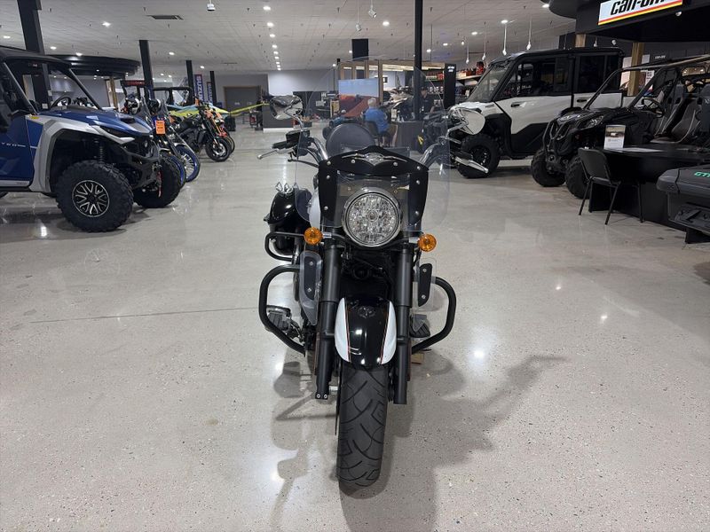 Used 2014 Kawasaki VULCAN 1700 NOMAD ABS Image 12
