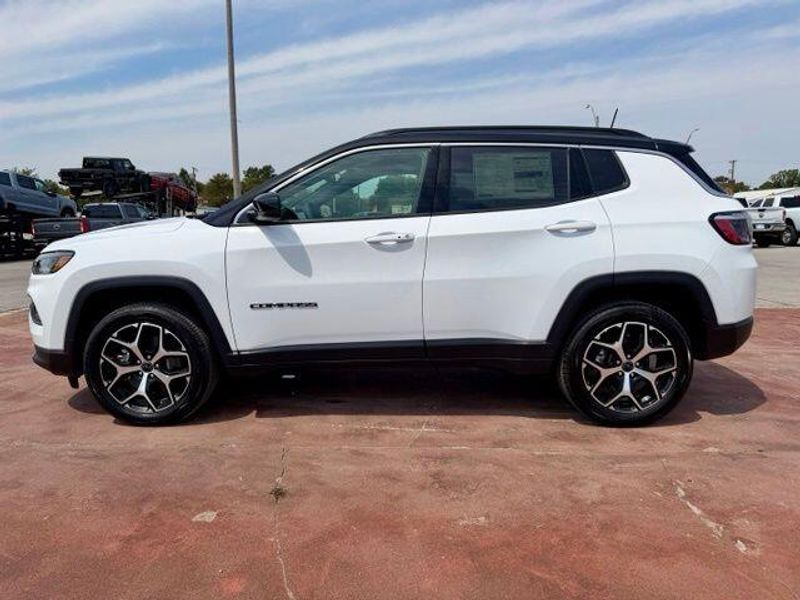 New 2026 Jeep Compass Limited 4x4Image 9