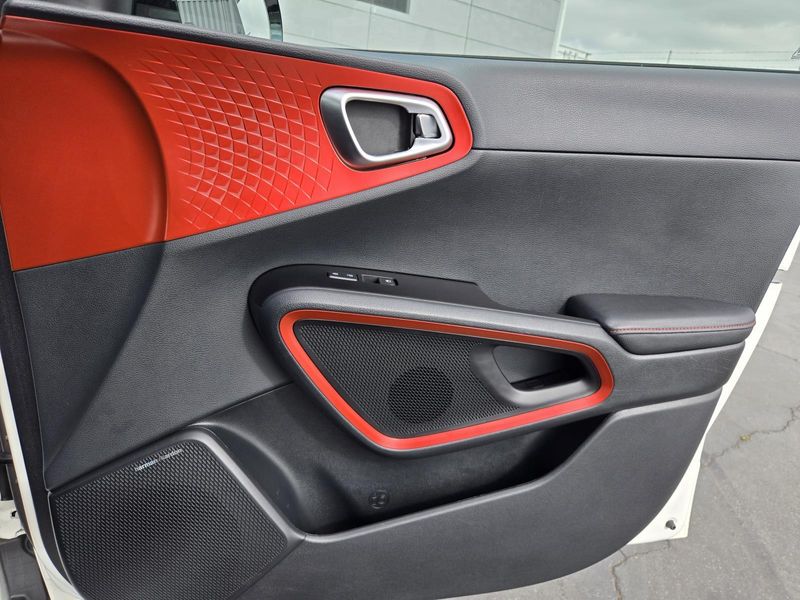 2023 Kia Soul GT-Line photo 34