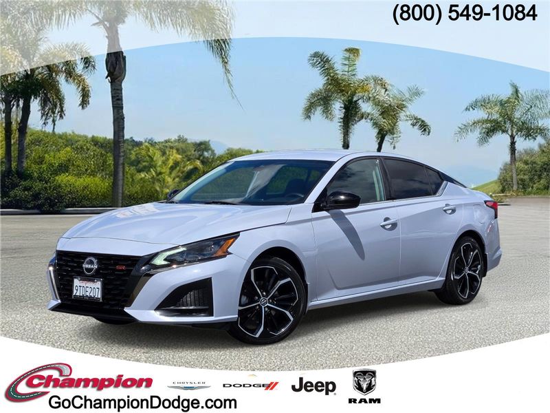 Used 2025 Nissan Altima SR FWD