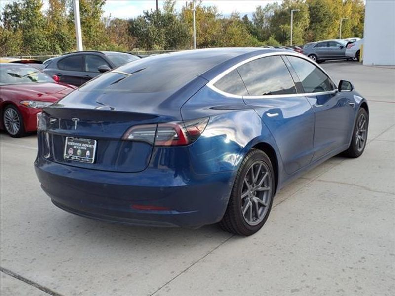 2019 Tesla Model 3 Standard Range PlusImage 11