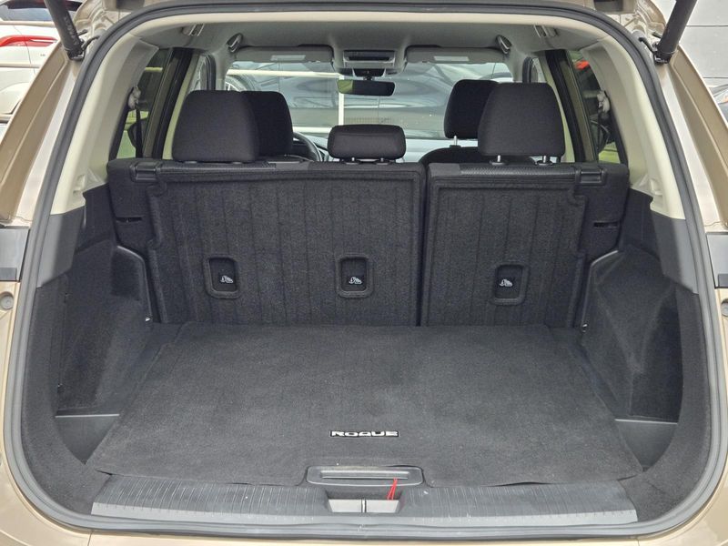 Used 2024 Nissan Rogue FWD SV