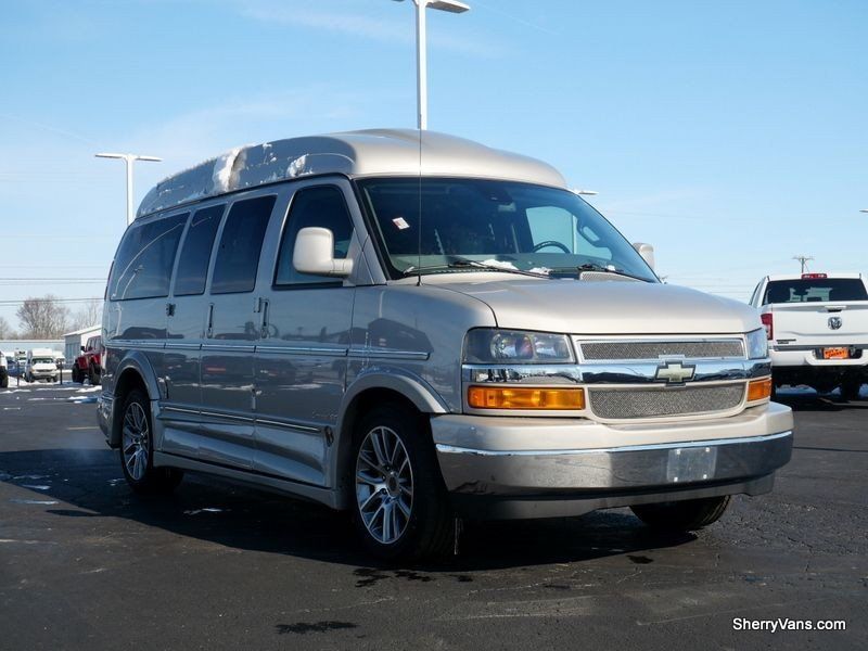 2019 Chevrolet Express 2500 Image 15