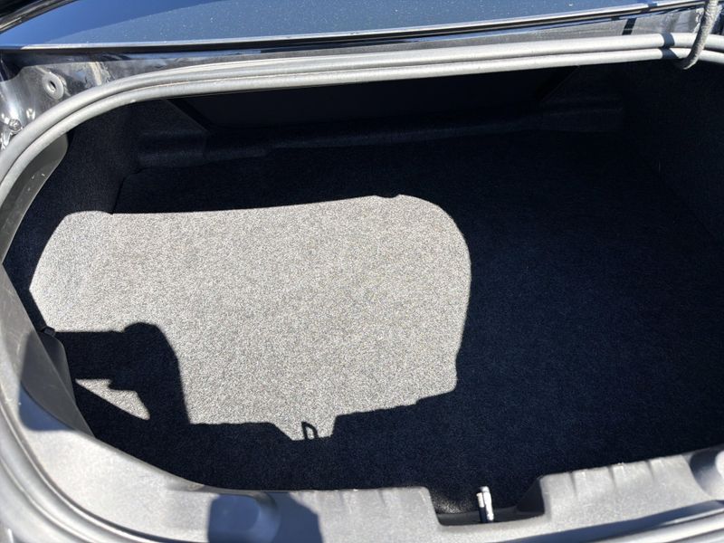 Used 2011 Chevrolet Camaro 2LTImage 14