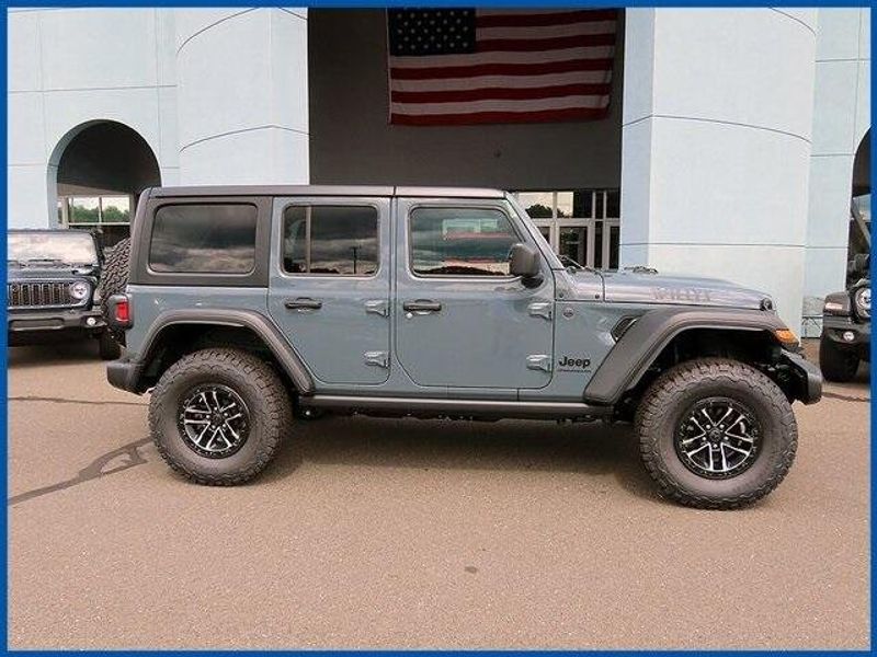 New 2025 Jeep Wrangler WillysImage 2