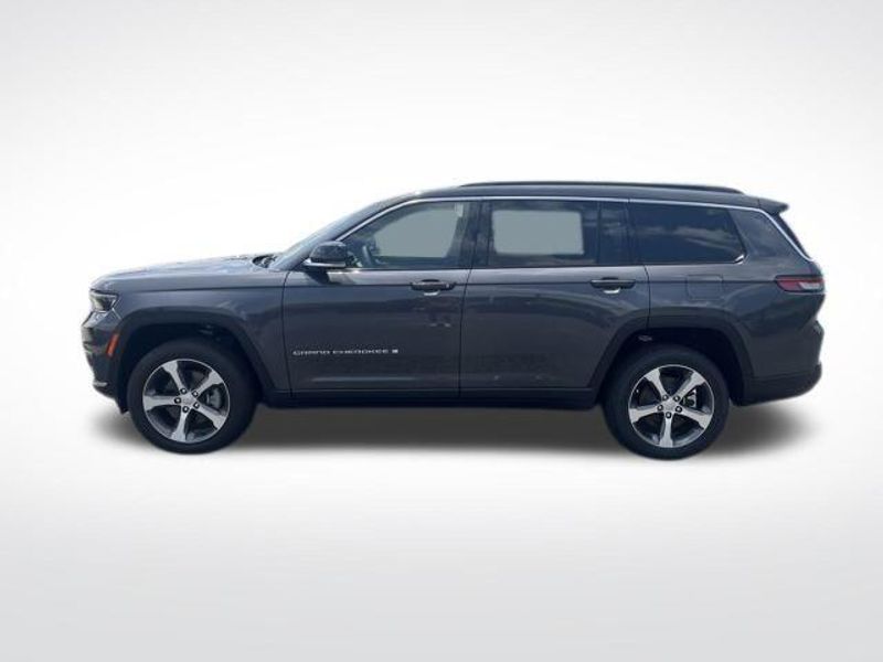 2025 Jeep Grand Cherokee L Limited 4x4