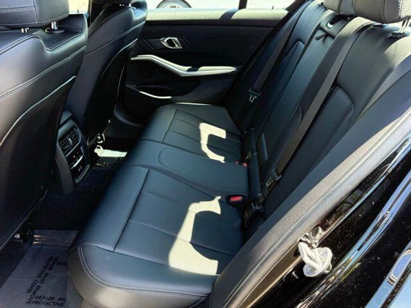 Used 2024 BMW 3 Series 330iImage 33