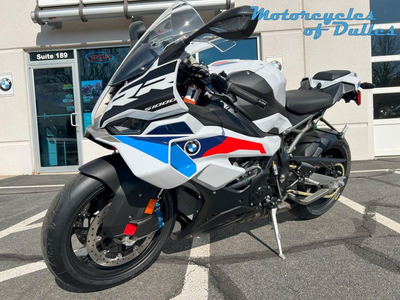 2025 BMW S 1000 RR Image 4