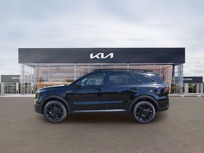 New 2026 Kia Sorento X-Line SXImage 7