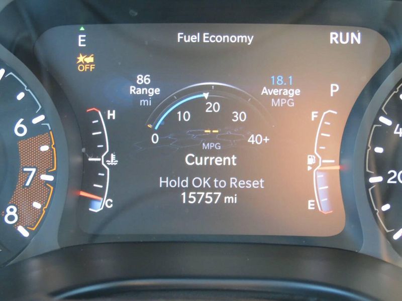 Used 2024 Jeep Compass Trailhawk 4x4 4dr SUVImage 15