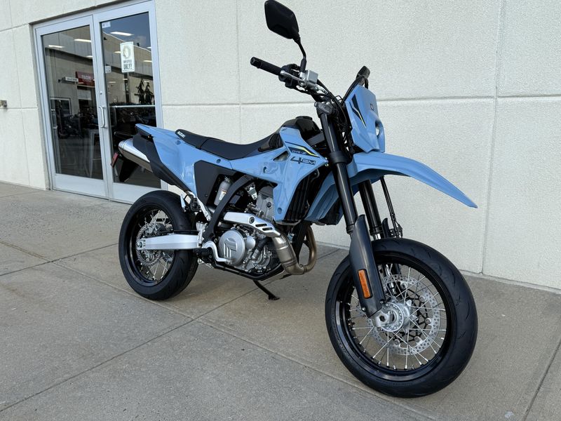2025 Suzuki DRZ 4SMImage 1