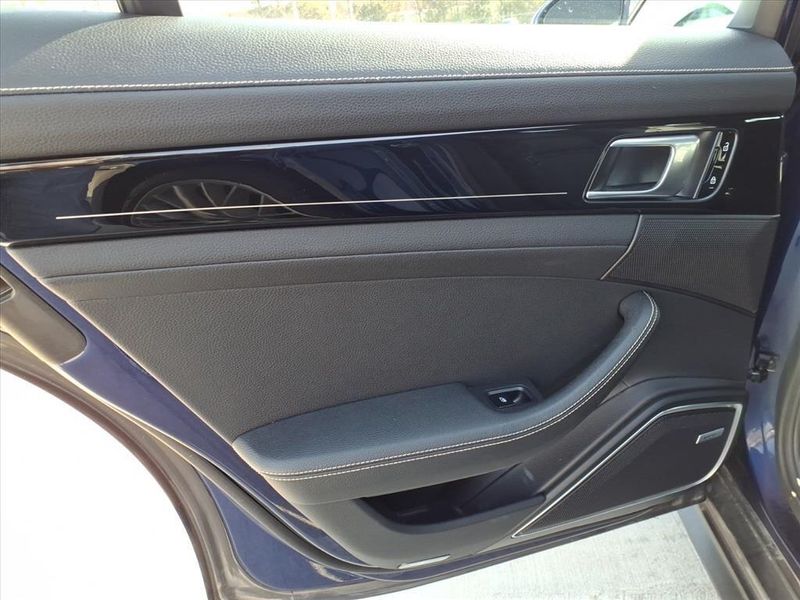 Used 2020 Porsche Panamera 10 Years EditionImage 11