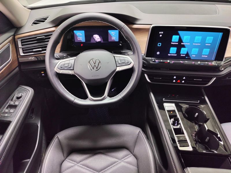 Used 2025 Volkswagen Atlas SE AWD w/TechnologyImage 19