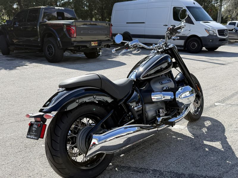 2021 BMW R 18 First Edition