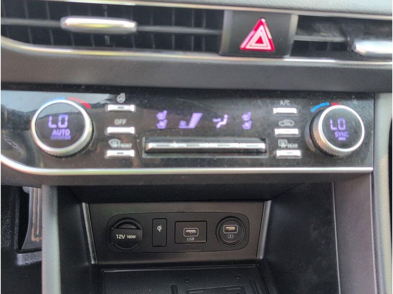 Used 2021 Hyundai Sonata LimitedImage 13