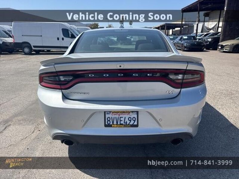 2021 Dodge Charger R/TImage 6