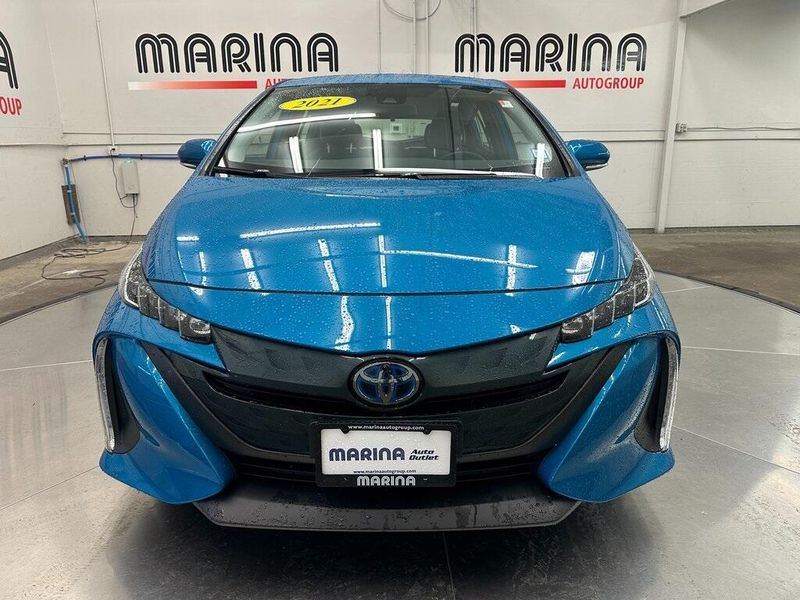 2021 Toyota Prius Prime LEImage 11