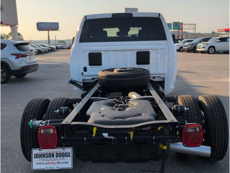 New 2026 RAM 3500 Tradesman Crew Cab Chassis 4x2 60