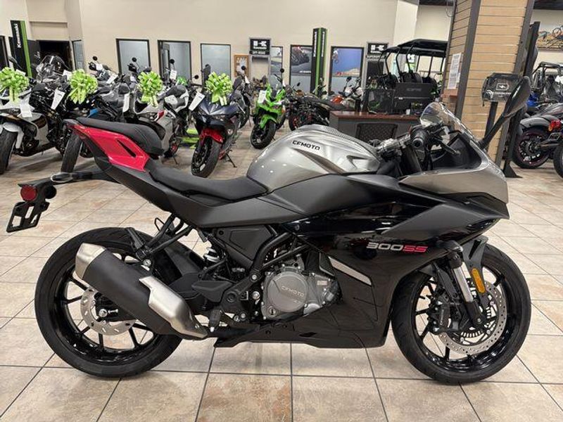 Used 2025 CFMOTO 300SS CF300-5US Image 10
