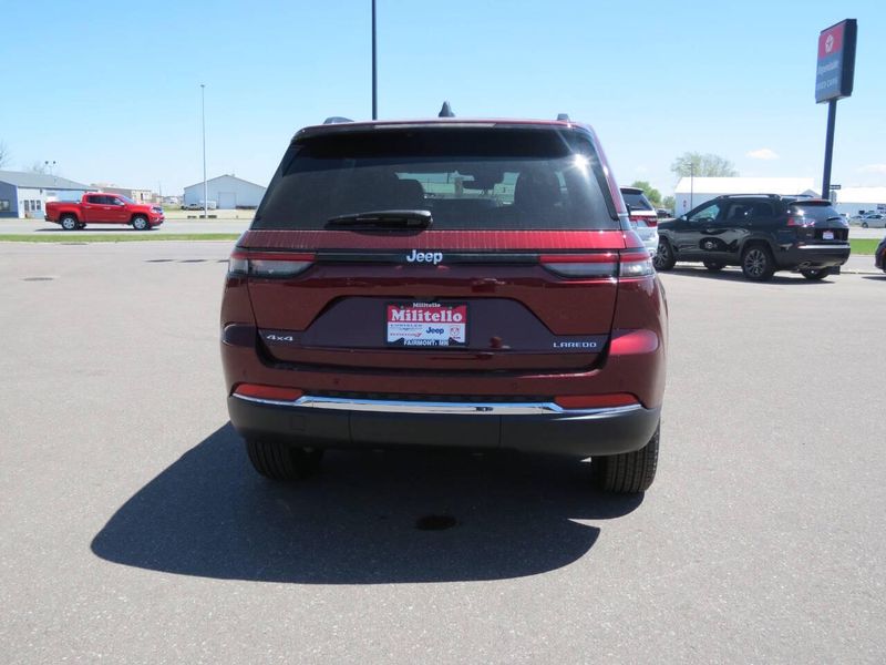 New 2026 Jeep Grand Cherokee Laredo X 4x4Image 6