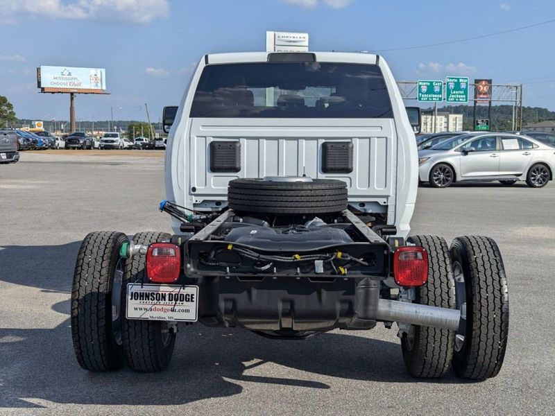 2024 RAM 5500 Tradesman Chassis Crew Cab 4x4 60