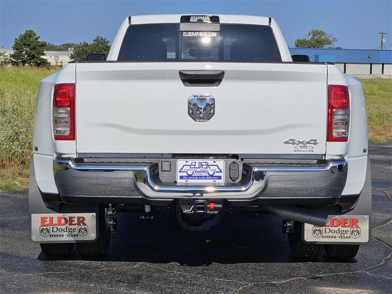 2024 RAM 3500 Tradesman Crew Cab 4x4 8