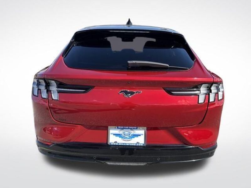 2021 Ford Mustang Mach-E Premium photo 4