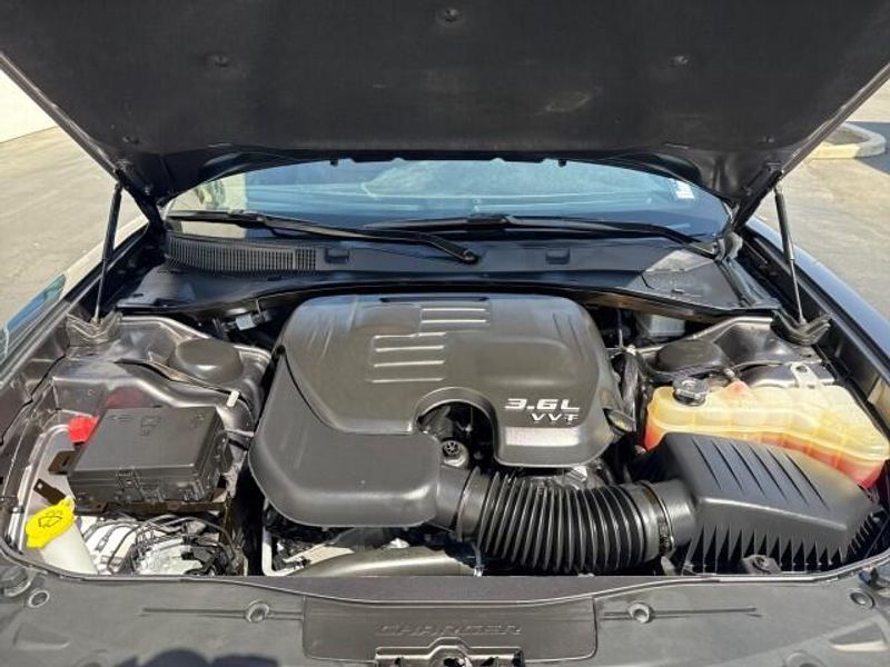 2022 Dodge Charger SXT photo 26