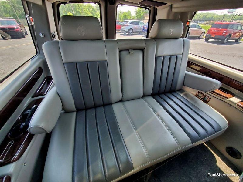 2013 GMC Savana 2500 Image 4