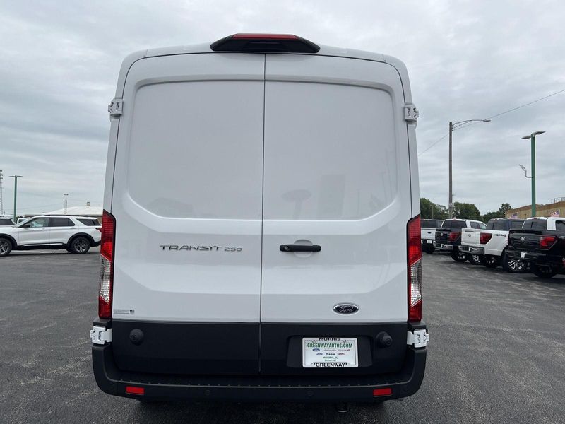 2025 Ford Transit Cargo Van photo 4