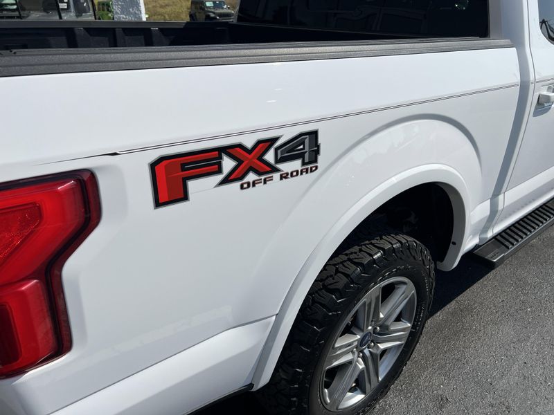 2019 Ford F-150 Lariat photo 21