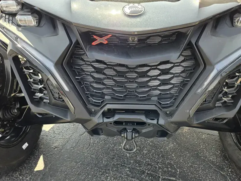2025 Can-Am MAVERICK R MAX X RS 999T DCT TRIPLE BLACK Image 12
